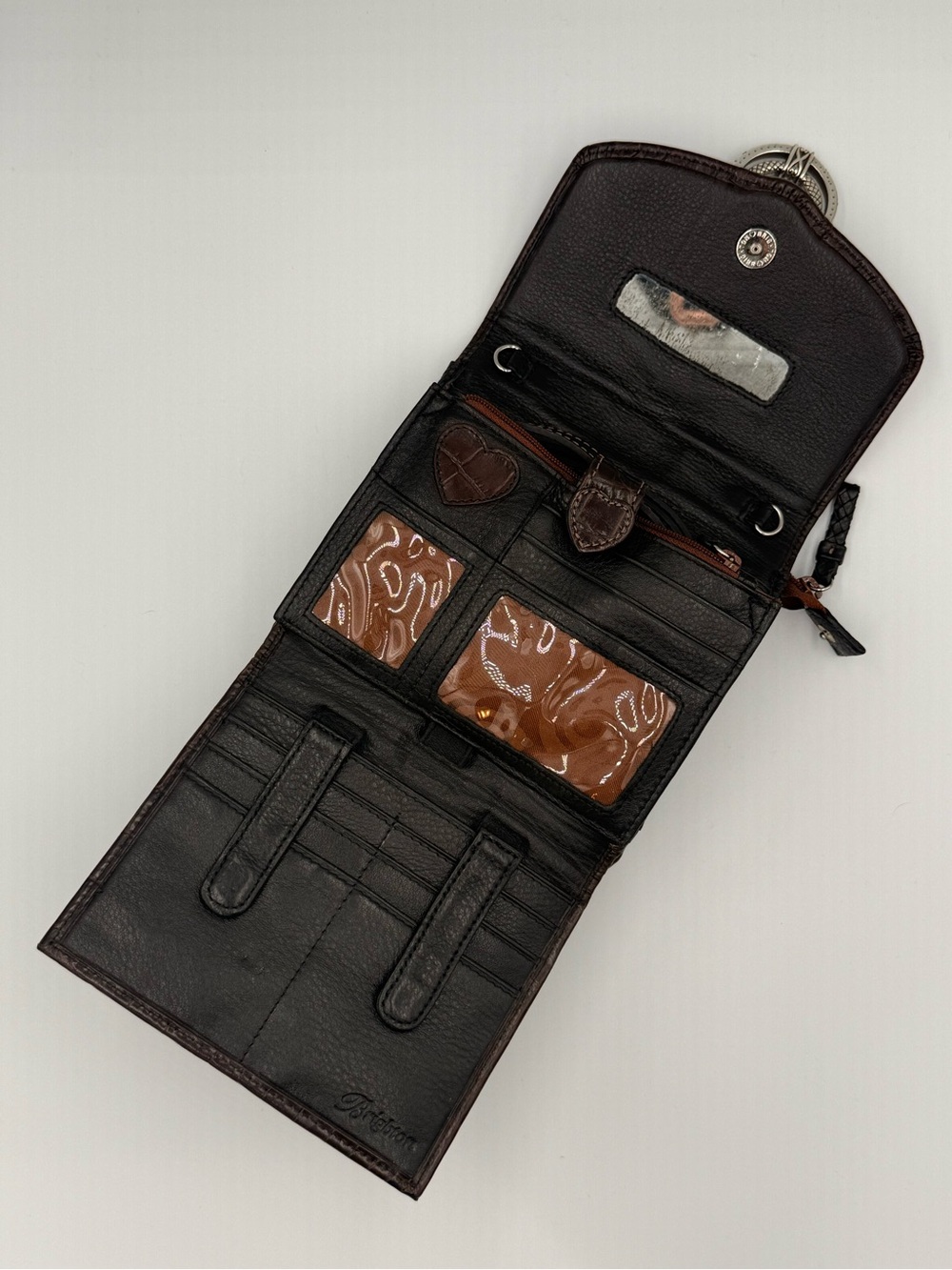 Brighton Vintage Leather Crossbody Wallet with Silver Ring - Picture 6 of 13
